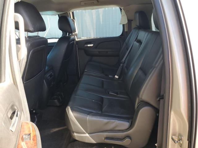 1GNSCJE03ER108993 Chevrolet SUBURBAN C