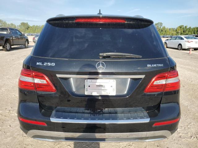 4JGDA0EB8FA469120 Mercedes-Benz Ml 250 Blu