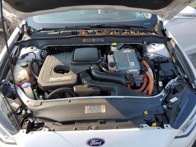 3FA6P0RU3HR254198 Ford FUSION TIT