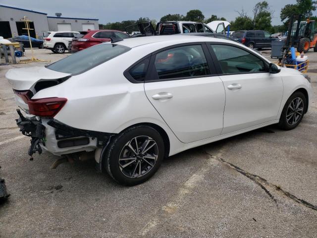 3KPF24AD9NE431044 KIA FORTE FE