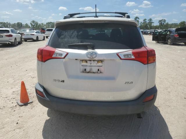2T3WFREV6FW215985 Toyota Rav4 Xle
