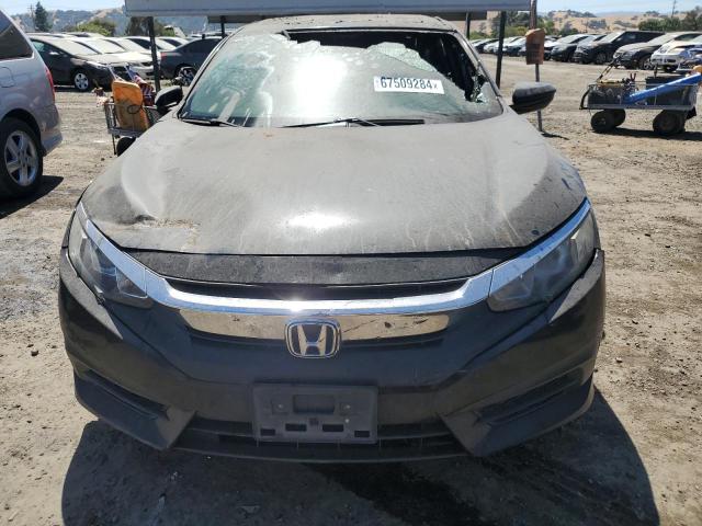 19XFC2F57GE211715 Honda Civic Lx