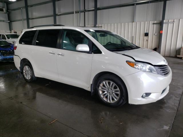 5TDYZ3DC1HS816433 Toyota SIENNA XLE