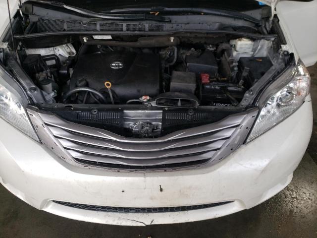5TDYZ3DC1HS816433 Toyota SIENNA XLE
