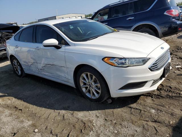 3FA6P0HD5HR283123 Ford FUSION SE