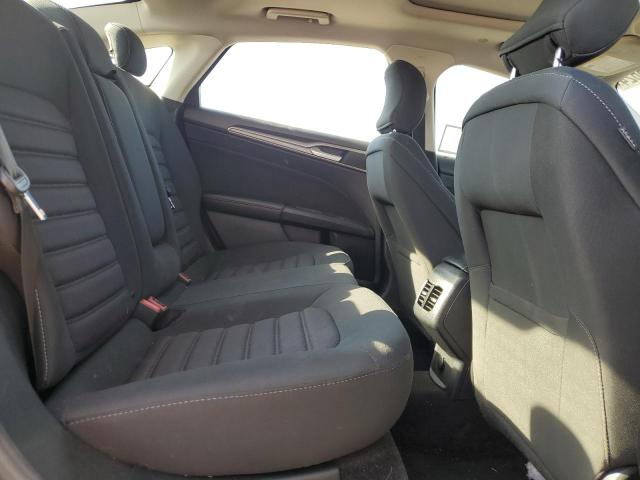 3FA6P0LU1KR140118 Ford FUSION SE