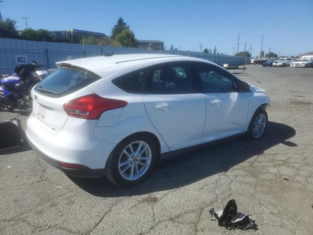 1FADP3K29GL363327 Ford FOCUS SE