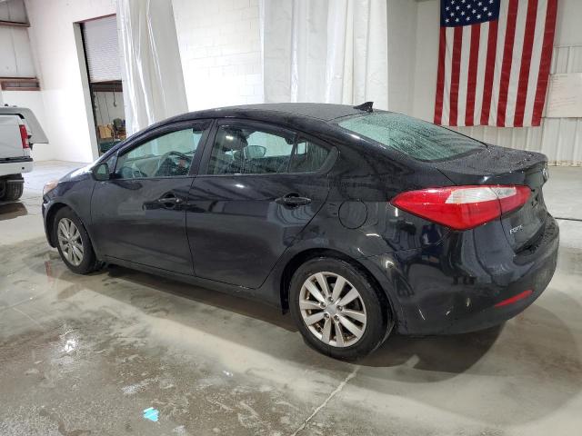 KNAFX4A6XF5275402 KIA FORTE LX