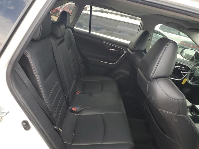 2T3A1RFV2MW175294 Toyota RAV4 XLE P