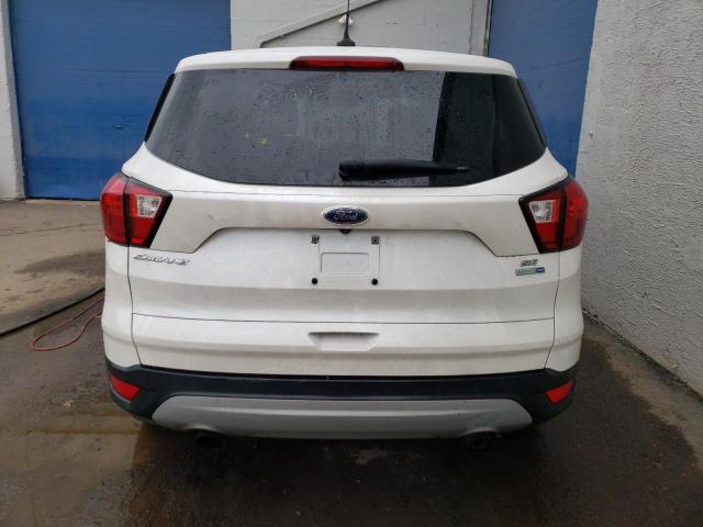 1FMCU9GD2KUC51012 Ford ESCAPE SE