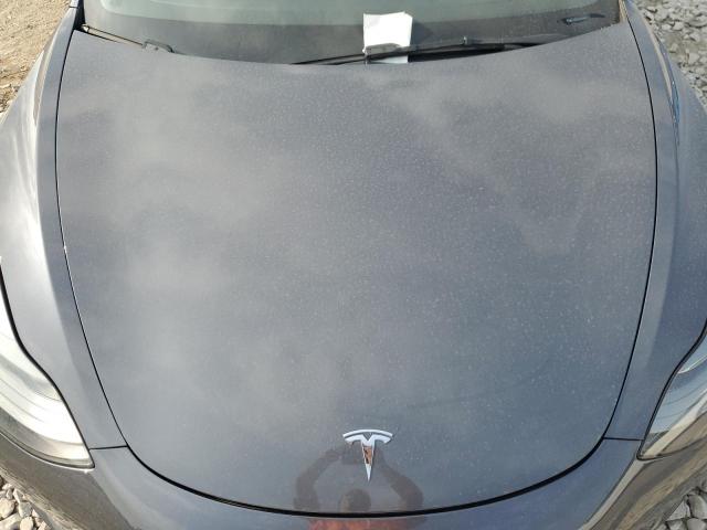 5YJ3E1EA0PF418401 Tesla MODEL 3