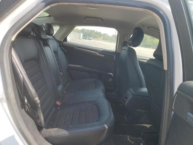 3FA6P0LU5HR325216 Ford FUSION SE