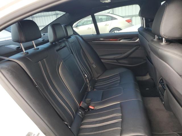 WBAJE7C57JWC55670 BMW 540 XI
