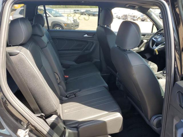 3VVCB7AX3PM073948 Volkswagen Tiguan Se R-line Black