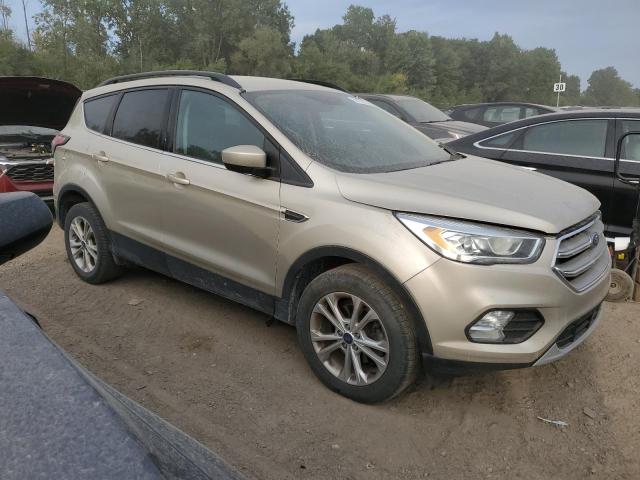1FMCU0GD4HUE69487 Ford ESCAPE SE
