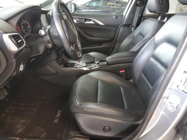 SJKCH5CR1HA033301 Infiniti QX30 BASE