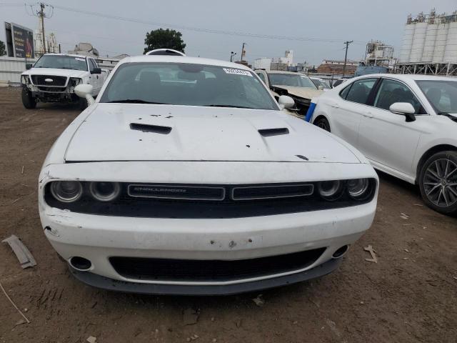 2C3CDZAGXFH843052 Dodge Challenger Sxt