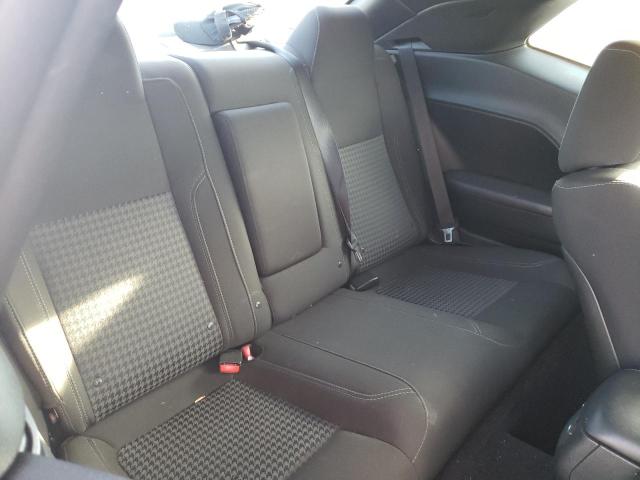 2C3CDZAG9HH572858 Dodge Challenger Sxt