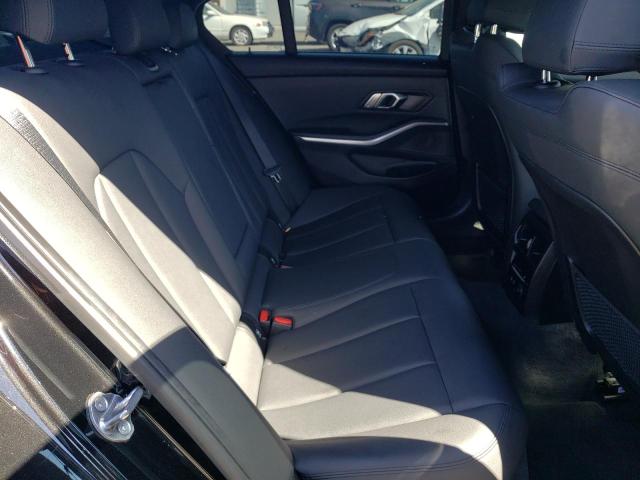 WBA5R1C5XKAJ98671 BMW 330I