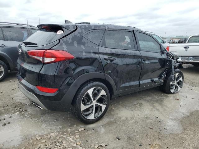 KM8J33A25JU722809 Hyundai Tucson Value
