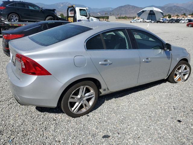 YV1612FS4E2281057 Volvo S60 T5