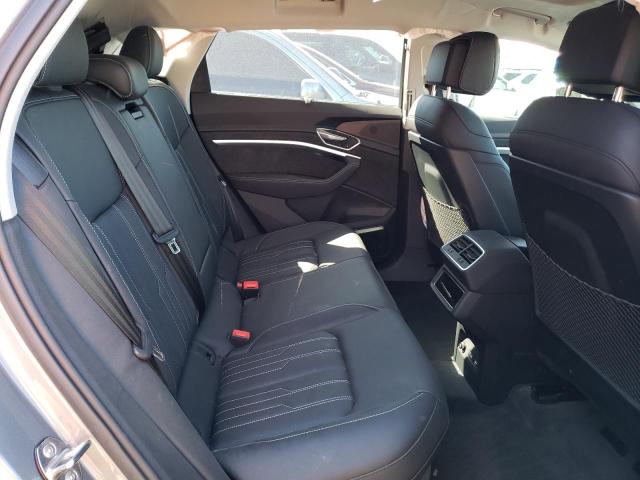WA1VAAGE0KB022771 Audi E-tron Prestige