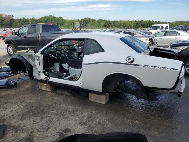2C3CDZAG1GH129232 Dodge Challenger Sxt