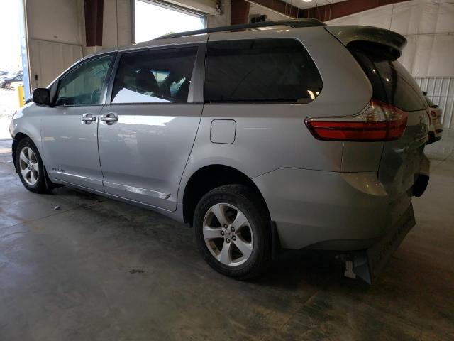 Toyota SIENNA LE 2017 5TDKZ3DC0HS878377 Image 2