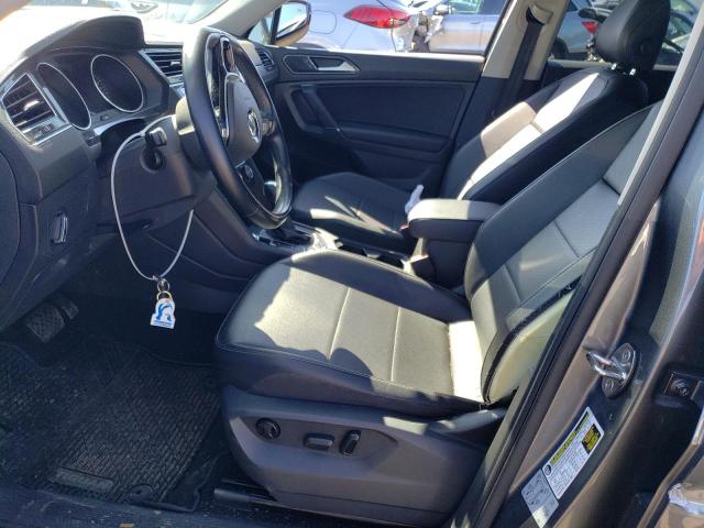 3VV2B7AXXJM104552 Volkswagen TIGUAN SE