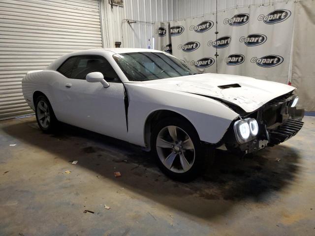 2C3CDZAG1GH200932 Dodge Challenger Sxt