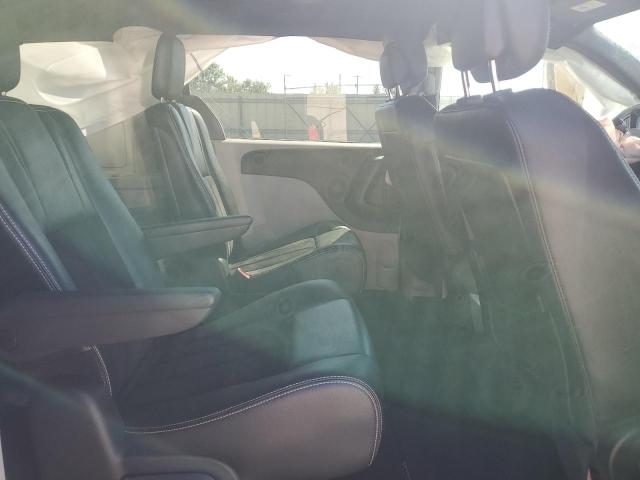 2C4RDGCG3JR267296 Dodge Grand Caravan Sxt