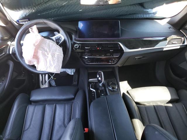 WBA13AG09MCF12643 BMW 530e
