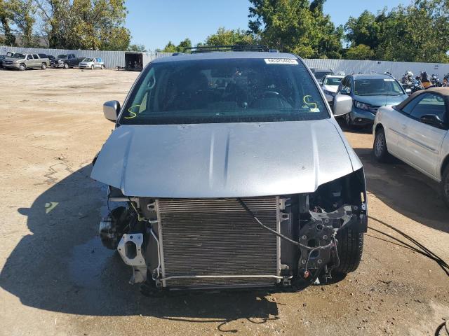2C4RDGCG2KR517872 Dodge Grand Caravan Sxt