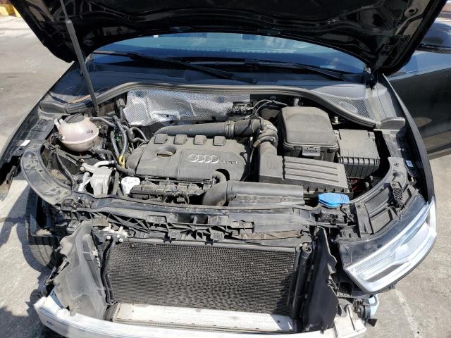 WA1BCCFS3JR002830 Audi Q3 PREMIUM