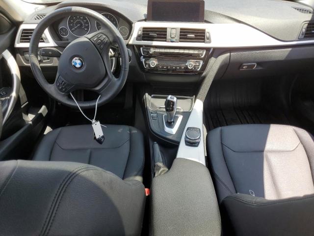 WBA8E5G52JNV02433 BMW 320 XI