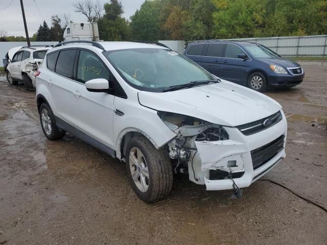 1FMCU9GX9FUB60657 Ford ESCAPE SE