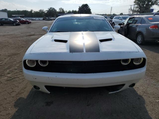 2C3CDZAG3GH279858 Dodge Challenger Sxt