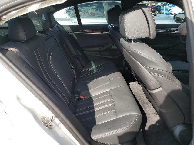 WBA13BK09PCM44584 BMW M550xi