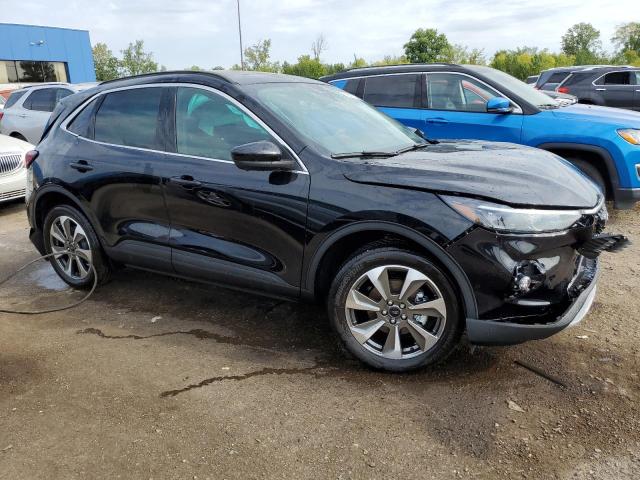 1FMCU9JA4PUA37659 Ford Escape Platinum