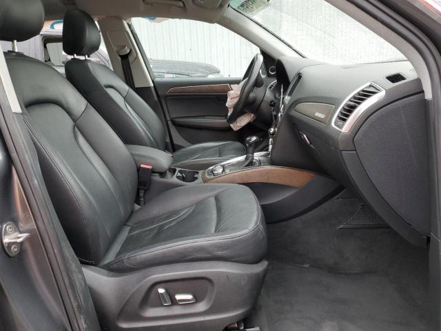 WA1DGAFP1EA084946 Audi Q5 Premium Plus