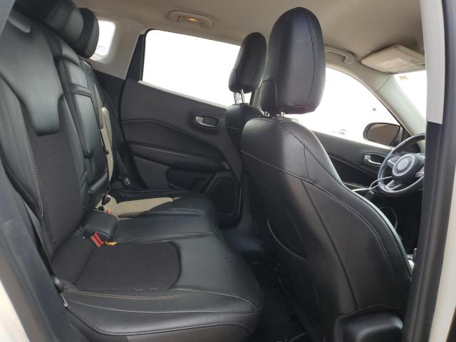 3C4NJDBB7JT238344 Jeep Compass Latitude