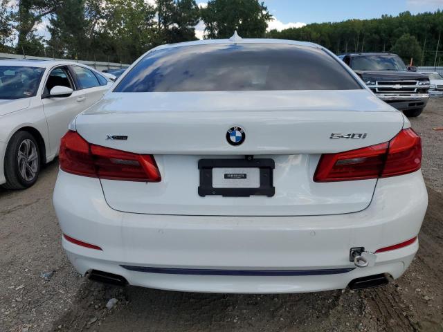 WBAJE7C57JWC55670 BMW 540 XI
