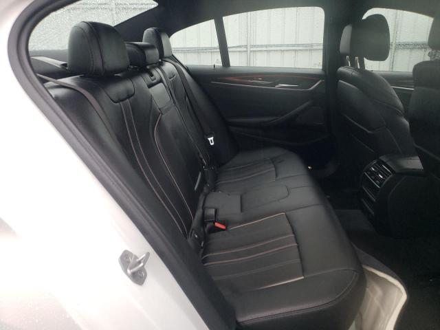 WBAJE7C57JWC54504 BMW 540 XI