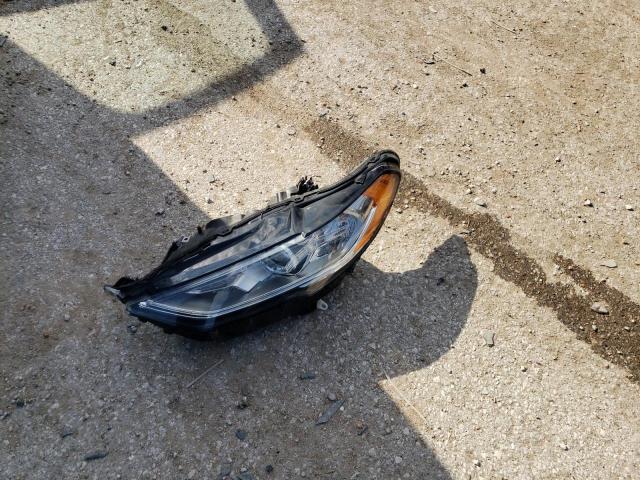 3FA6P0UU8JR245140 Ford FUSION S H