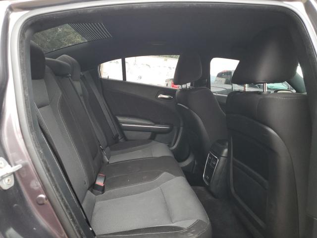 2C3CDXHG8FH715533 Dodge Charger Sxt