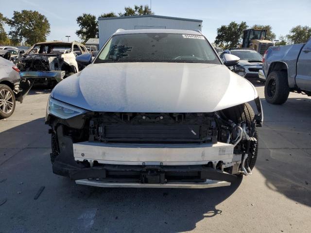 WA1VABGE8KB010826 Audi E-tron Prestige