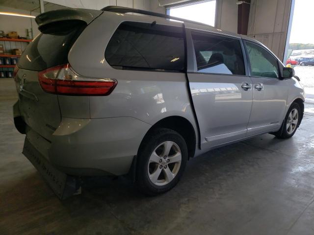 Toyota SIENNA LE 2017 5TDKZ3DC0HS878377 Image 3