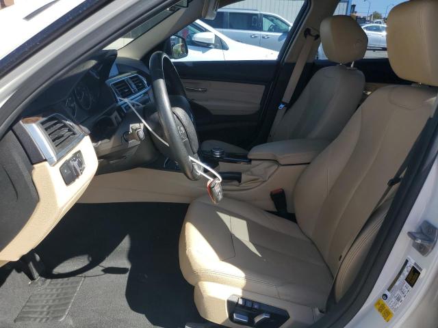 WBA8A9C53HK619989 BMW 320 I