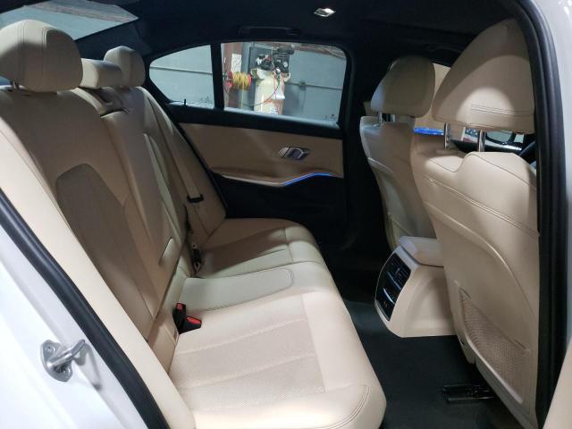 3MW5R7J01N8C62686 BMW 330XI