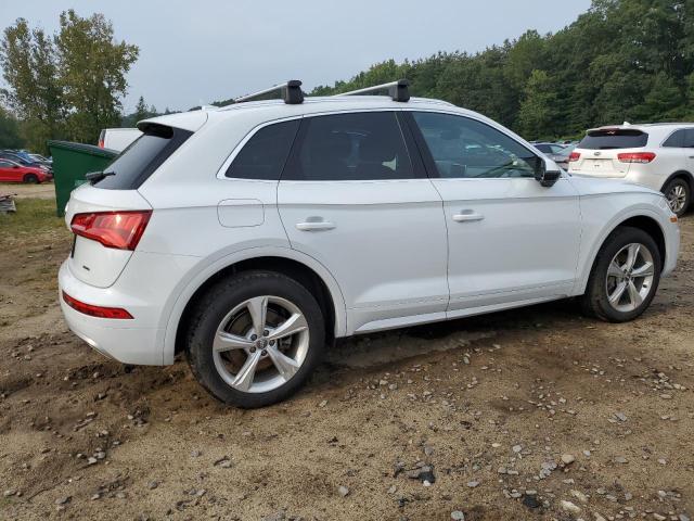 WA1BNAFY5L2098121 Audi Q5 Premium Plus